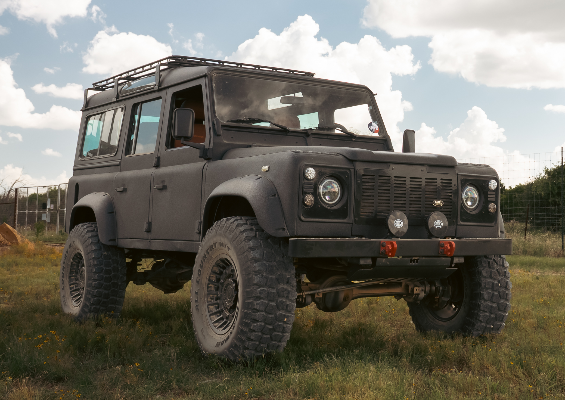 Land Rover Defender 110